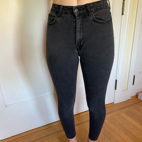 light black skinny jeans